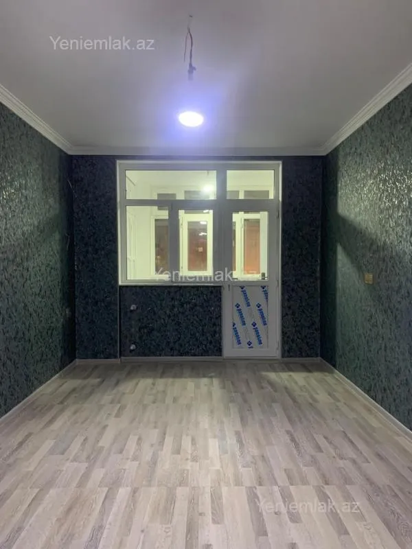 Satılır 3 otaqlı köhnə tikili 75 m²