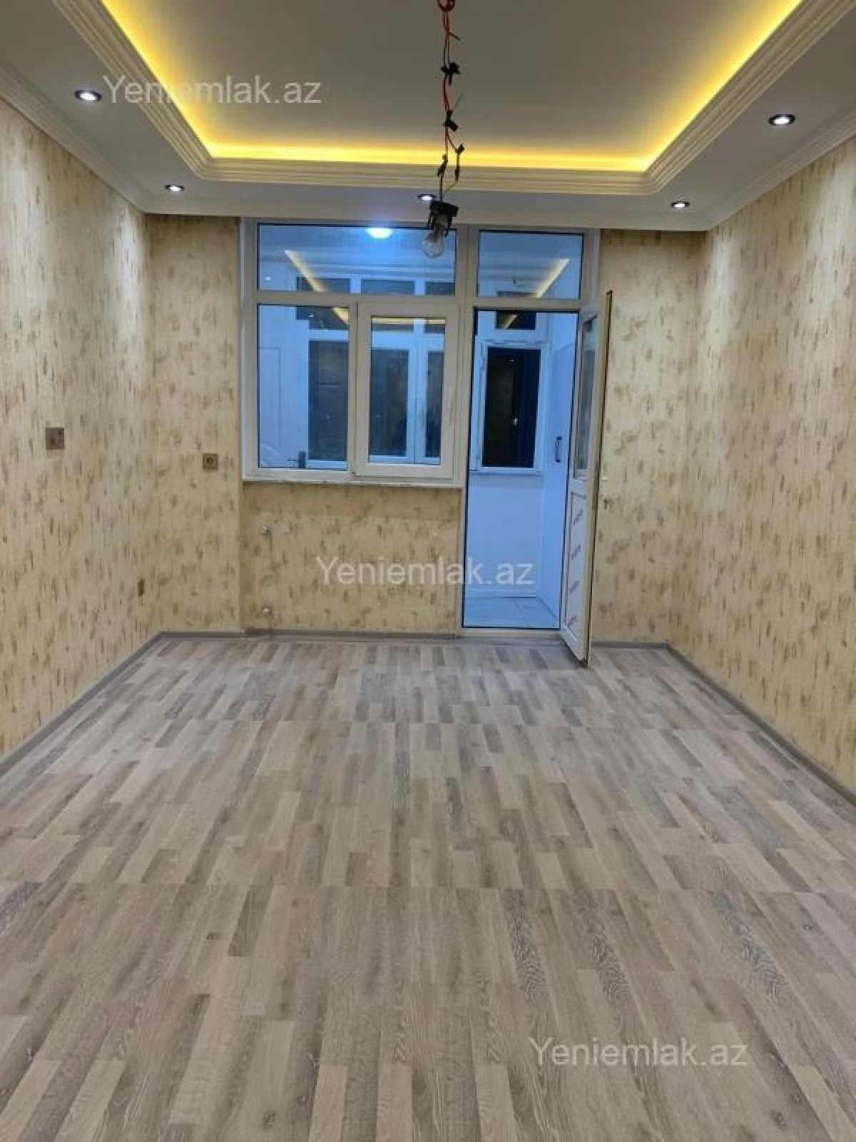 Satılır 3 otaqlı köhnə tikili 75 m²