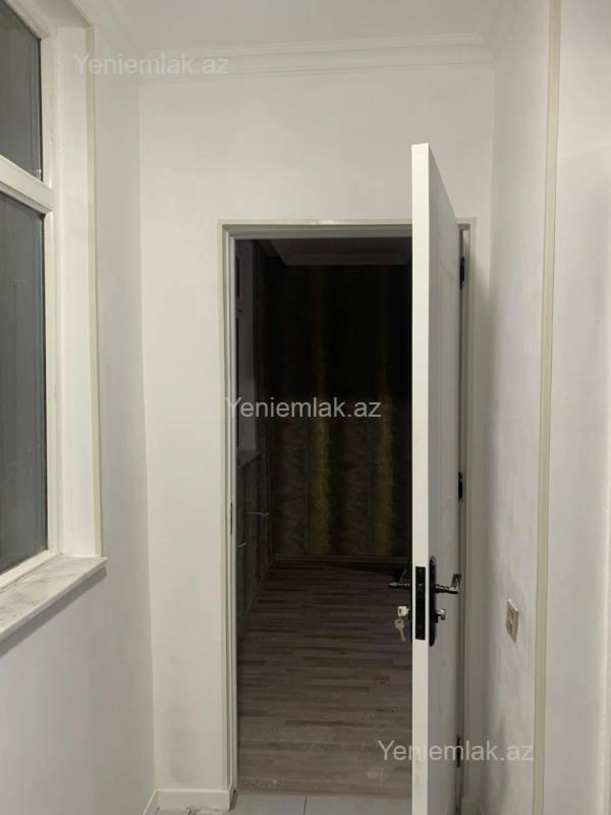 Satılır 3 otaqlı köhnə tikili 75 m²