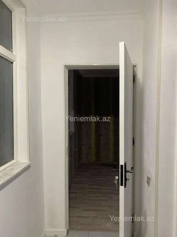 Satılır 3 otaqlı köhnə tikili 75 m²