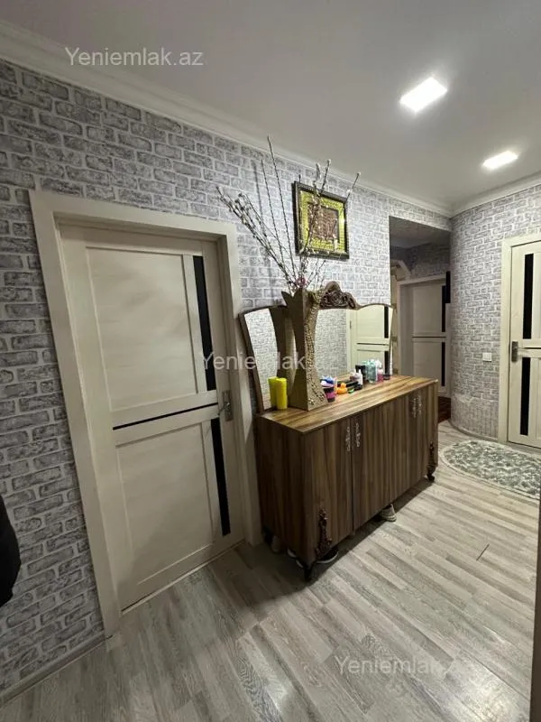 Satılır 3 otaqlı yeni tikili 90 m²
