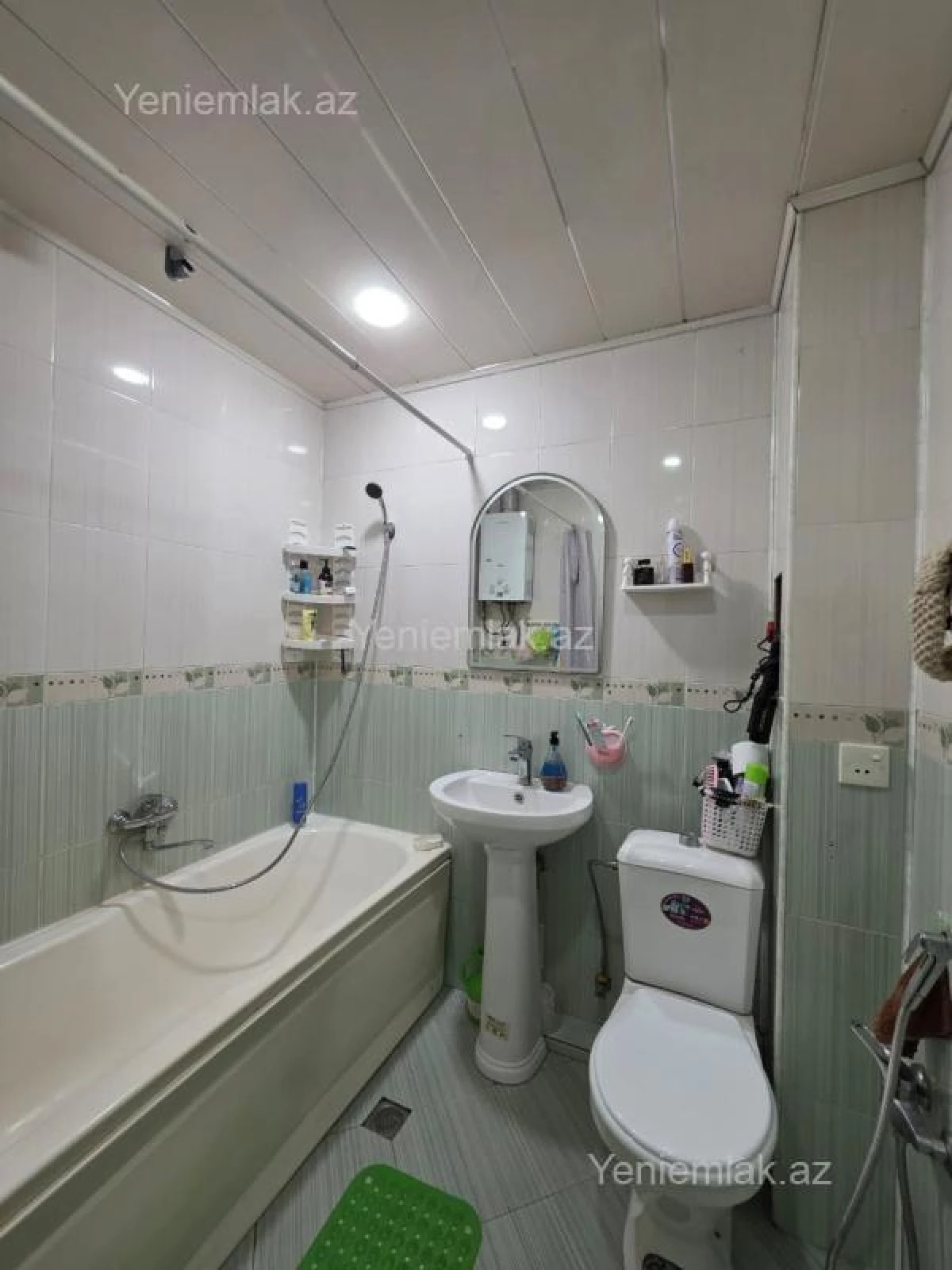Satılır 1 otaqlı köhnə tikili 40 m²