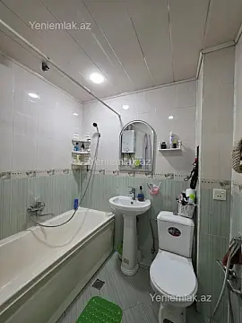 Satılır 1 otaqlı köhnə tikili 40 m²