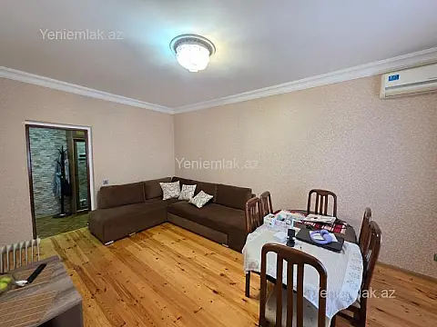 Satılır 1 otaqlı köhnə tikili 40 m²