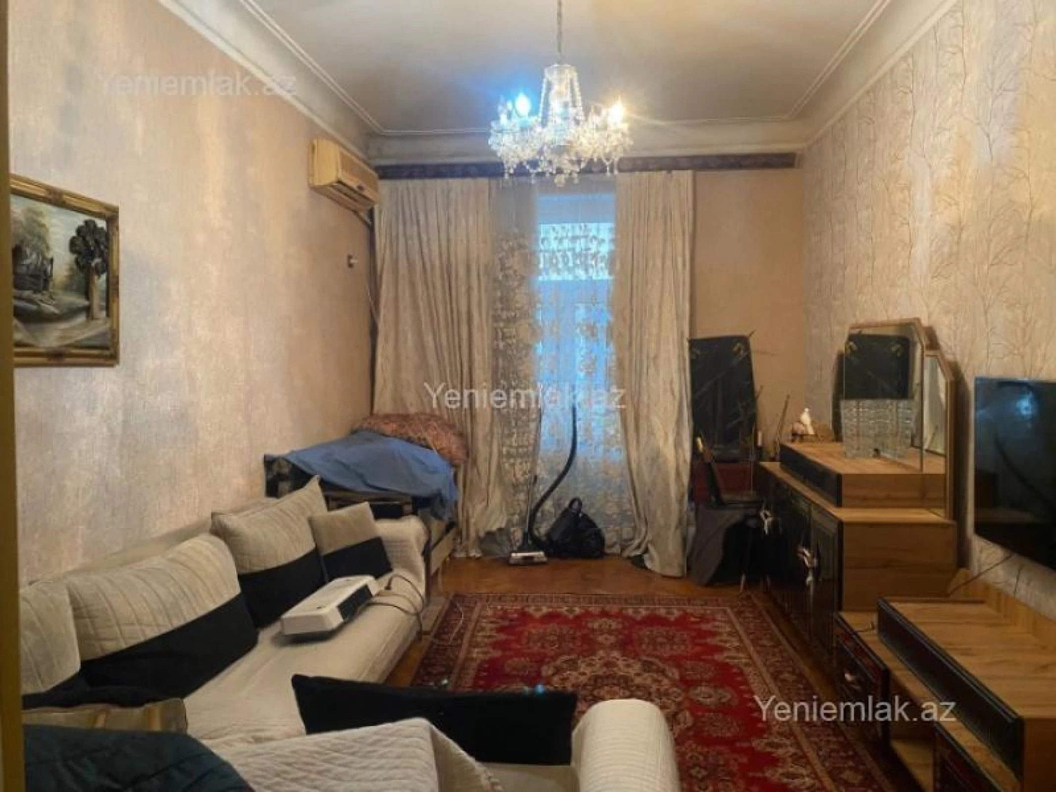 Satılır 3 otaqlı köhnə tikili 90 m²