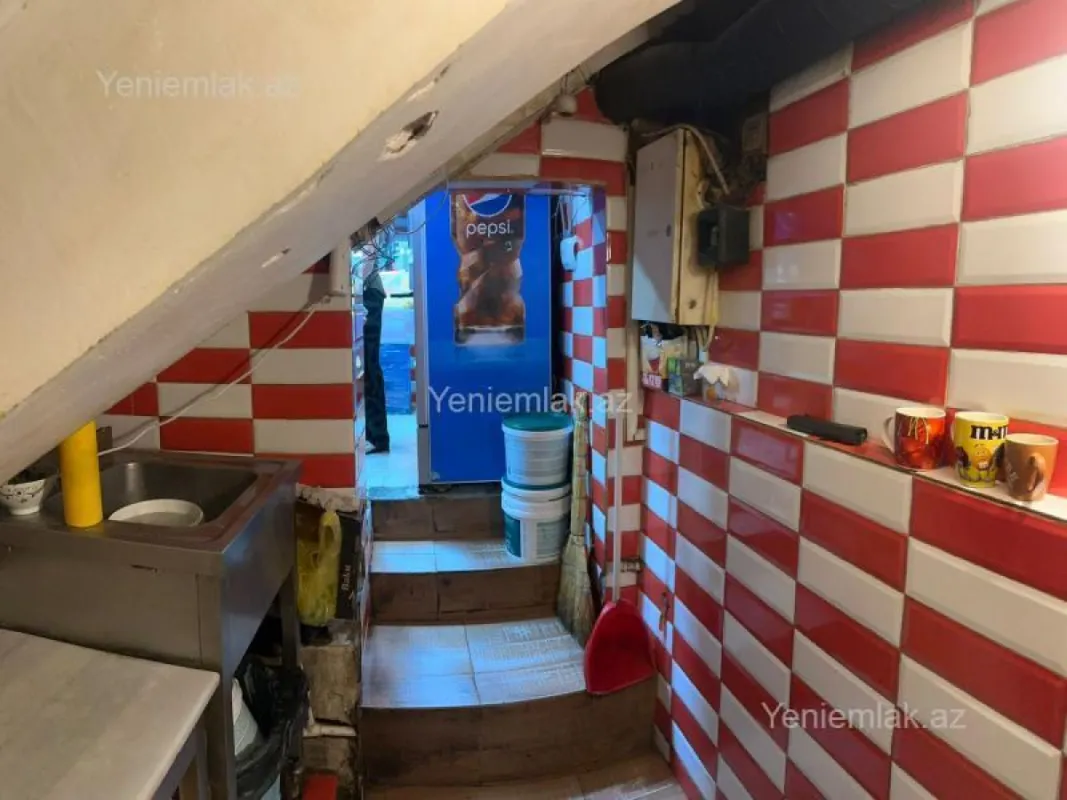 Satılır 3 otaqlı obyekt 30 m²