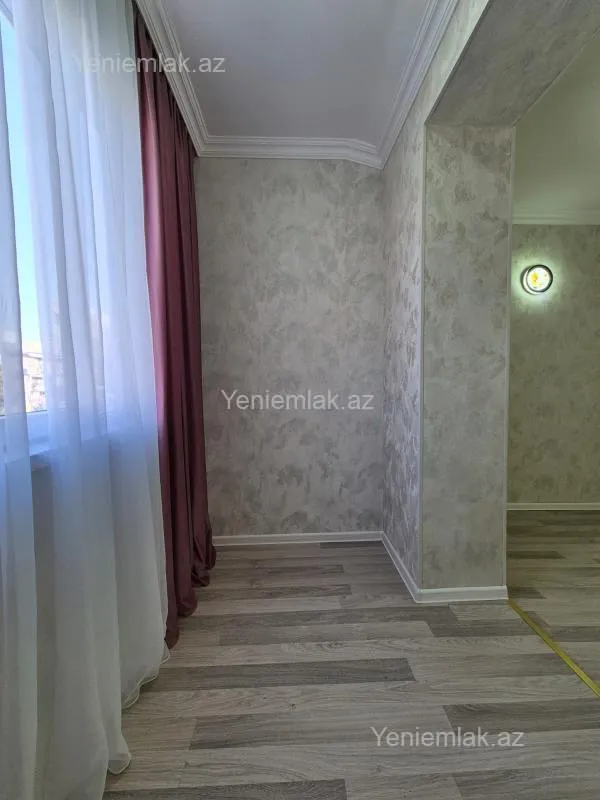 Satılır 2 otaqlı köhnə tikili 40 m²