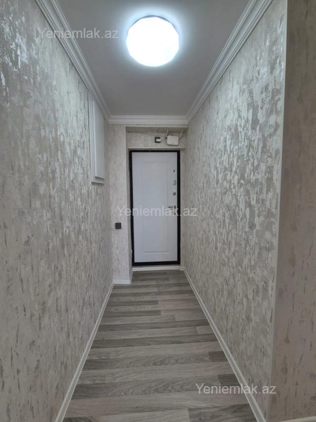 Satılır 2 otaqlı köhnə tikili 40 m²