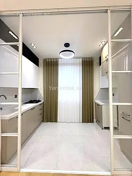 Satılır 3 otaqlı yeni tikili 80 m²
