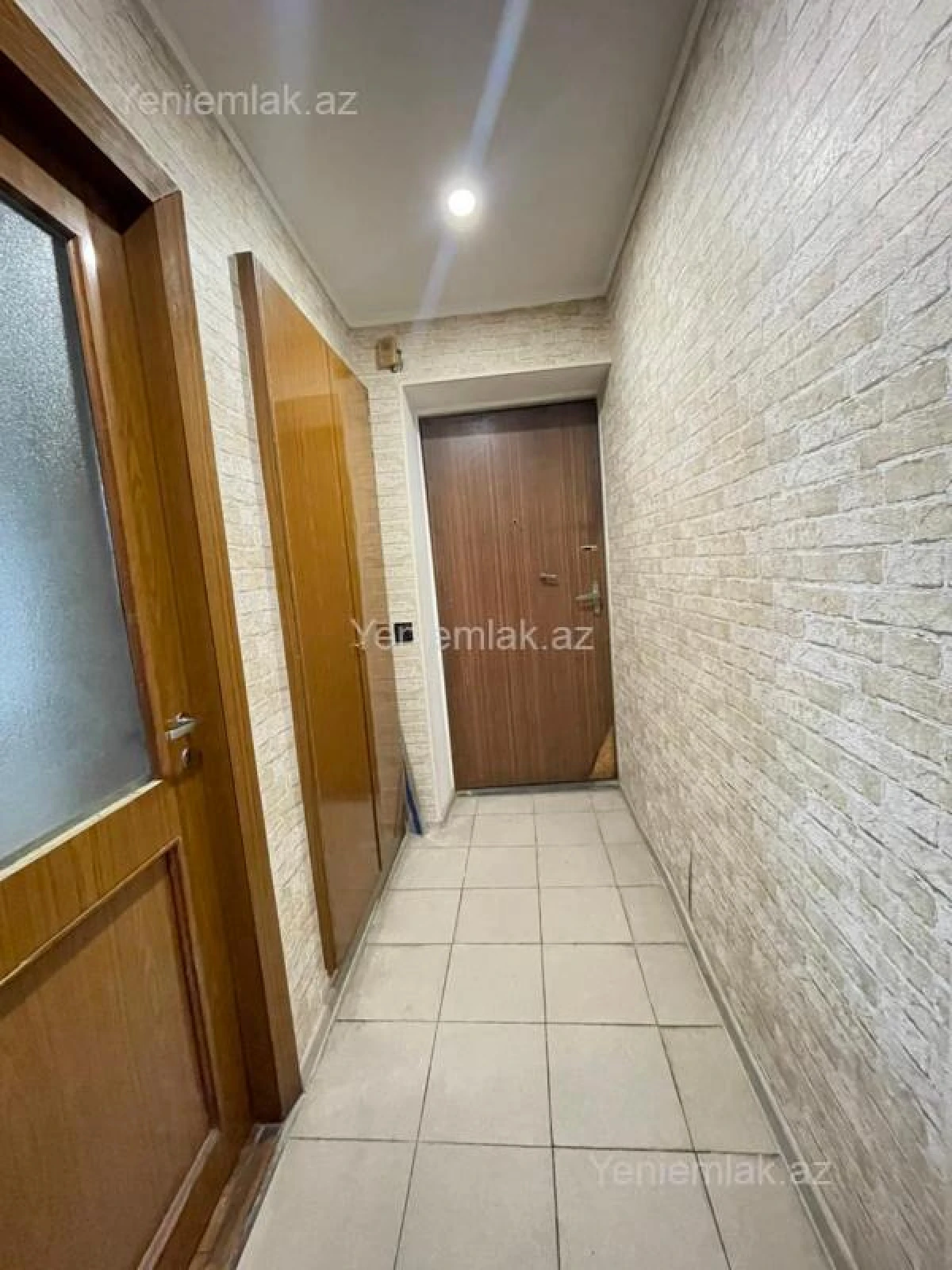 Satılır 3 otaqlı köhnə tikili 80 m²