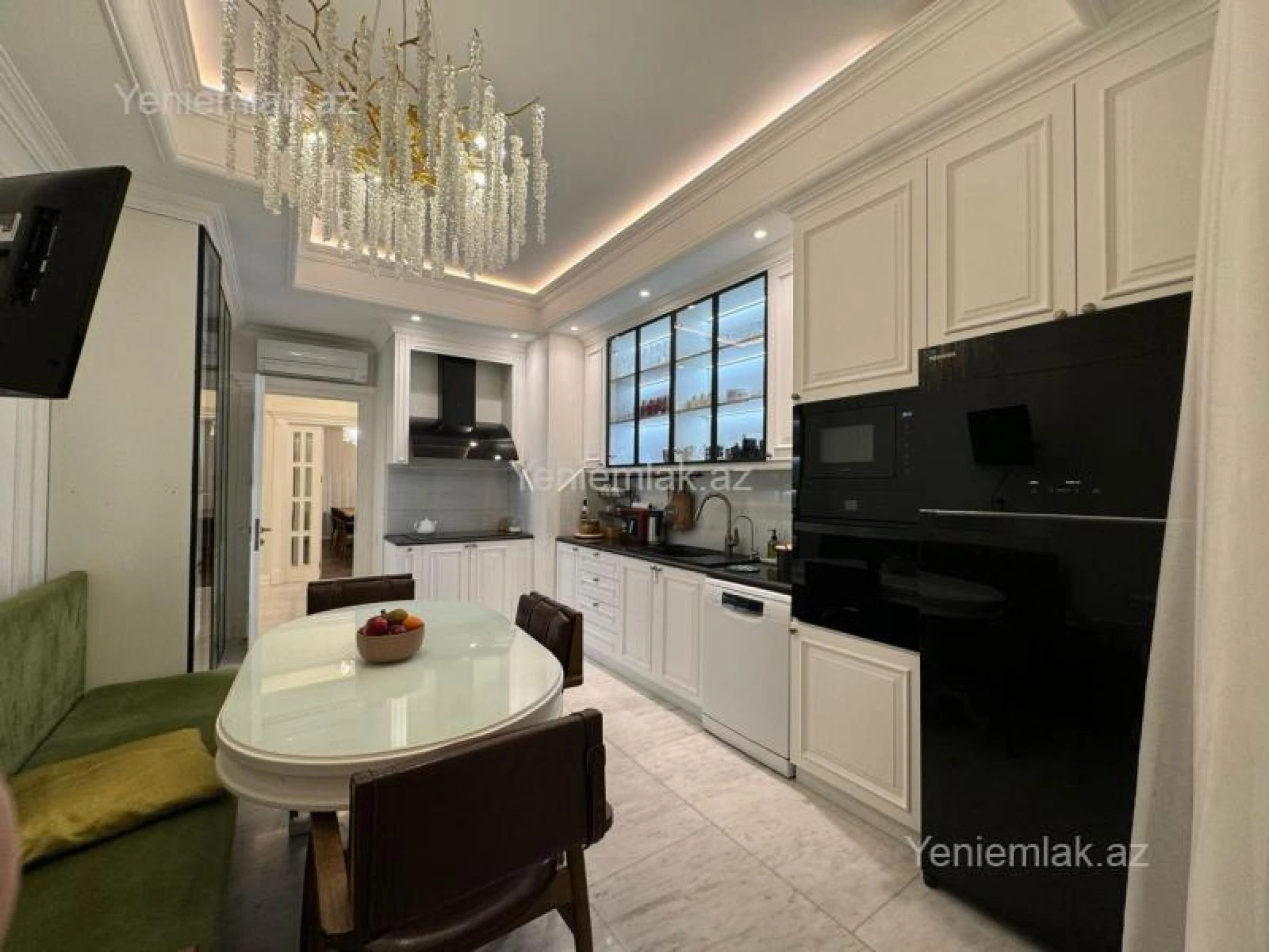 Satılır 3 otaqlı yeni tikili 131 m²