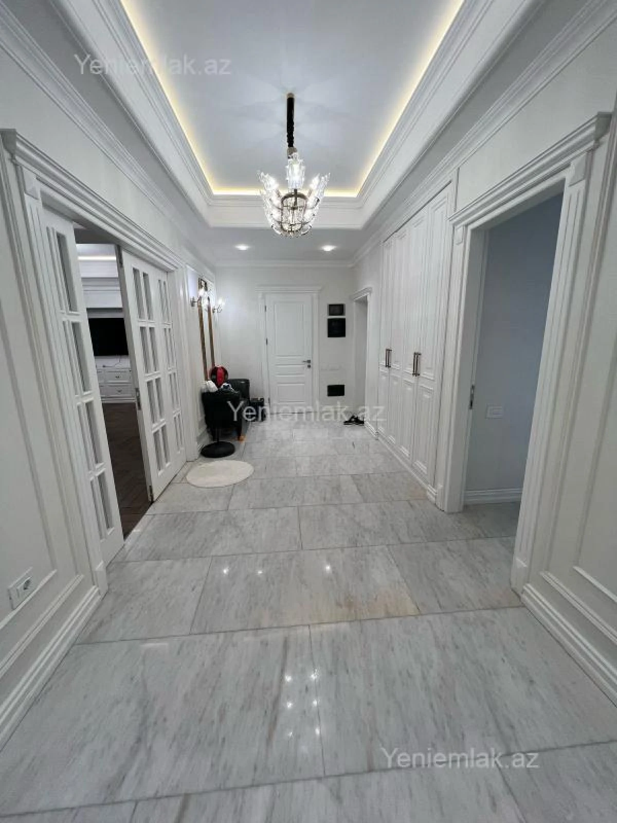 Satılır 3 otaqlı yeni tikili 131 m²