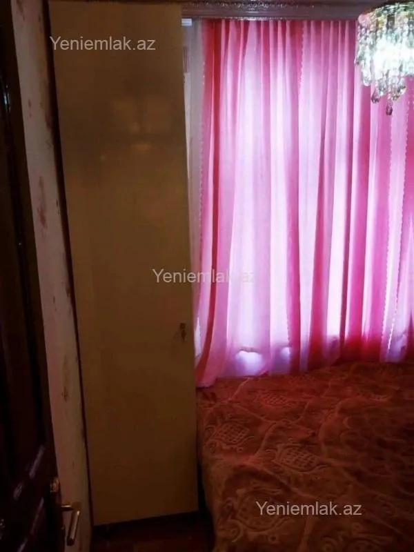 Satılır 2 otaqlı köhnə tikili 38 m²