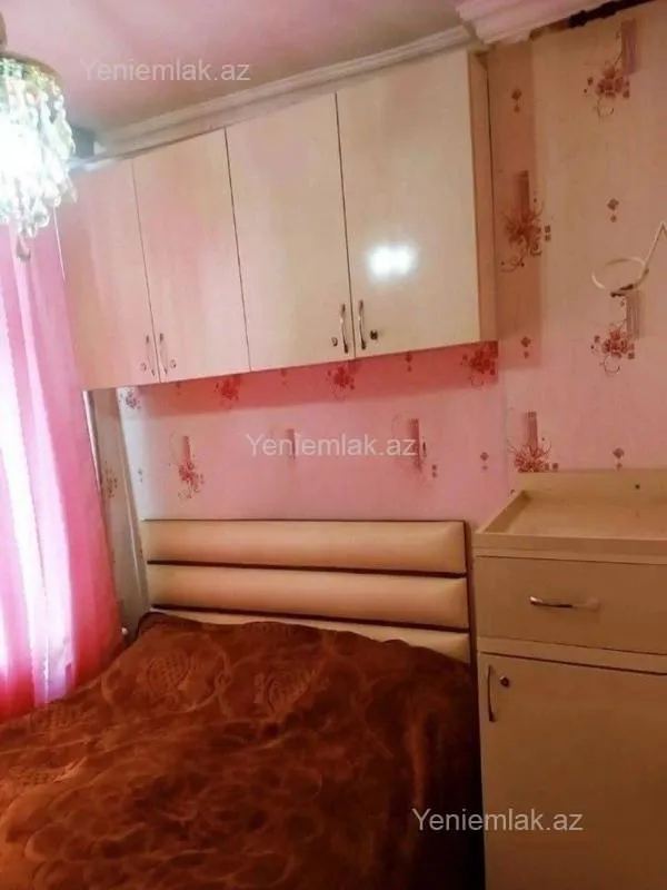 Satılır 2 otaqlı köhnə tikili 38 m²