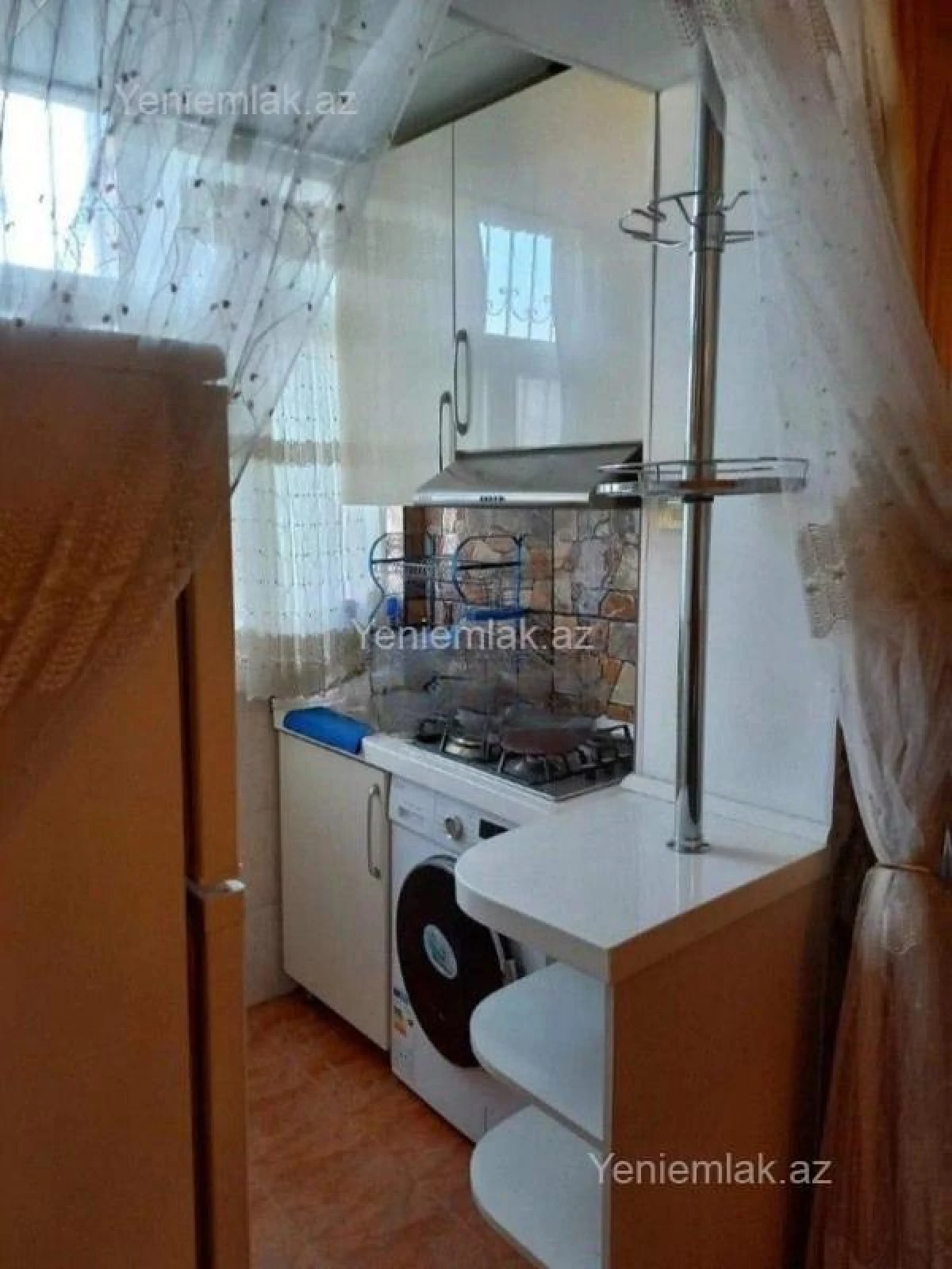 Satılır 2 otaqlı köhnə tikili 38 m²
