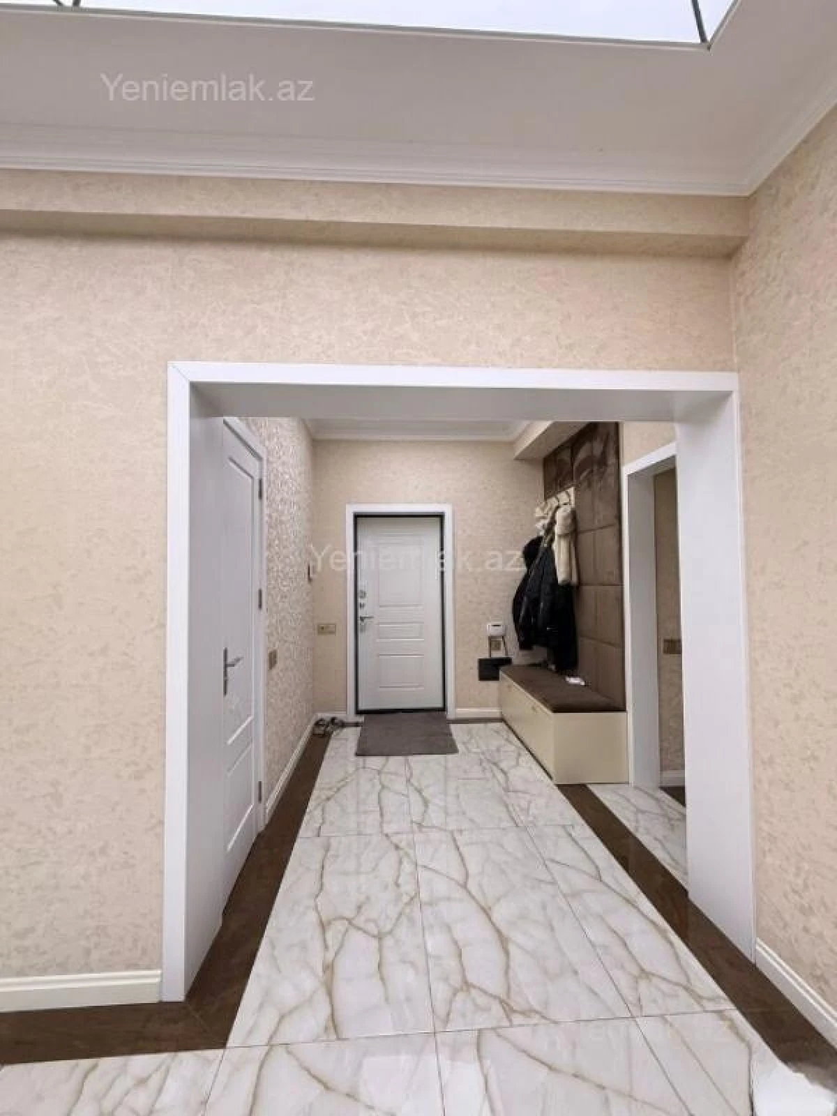 Satılır 4 otaqlı yeni tikili 165 m²