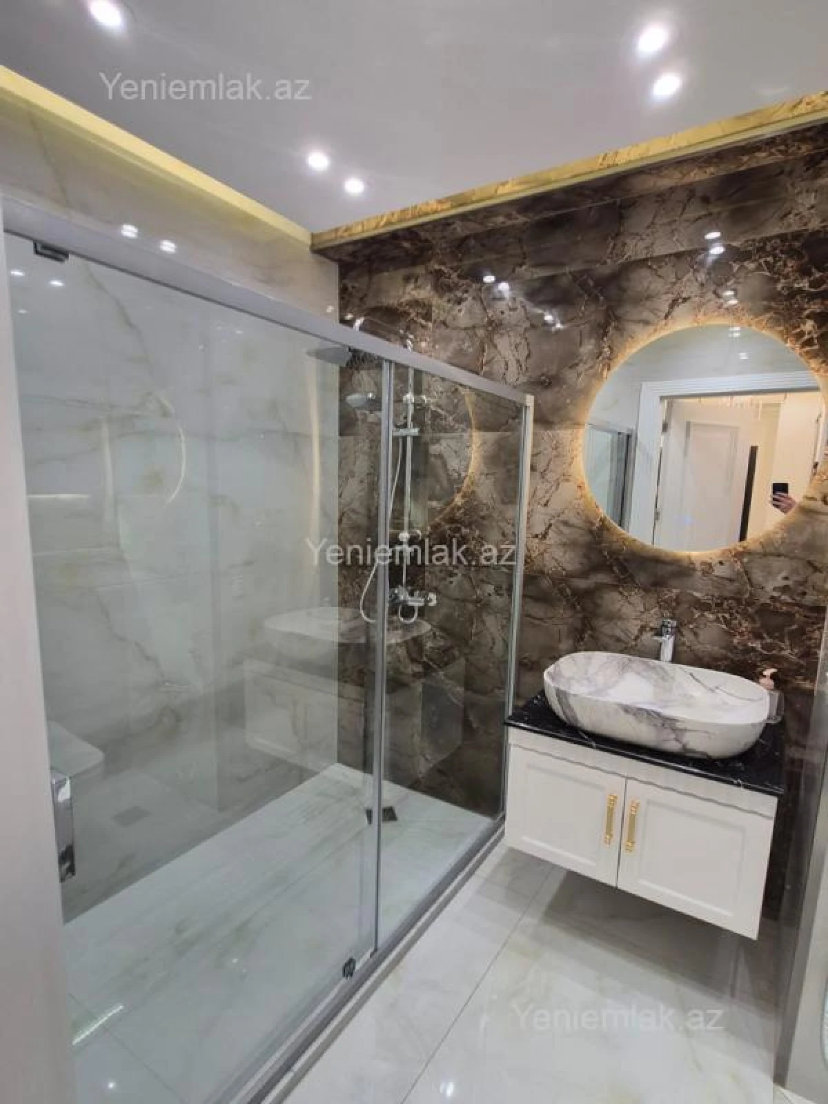 Satılır 3 otaqlı yeni tikili 100 m²