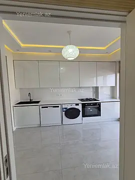 Satılır 3 otaqlı yeni tikili 100 m²