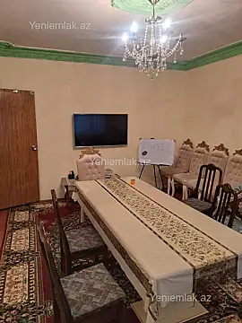 Satılır 4 otaqlı köhnə tikili 100 m² — Bakı, Nizami 4 otaq 100.00 m²