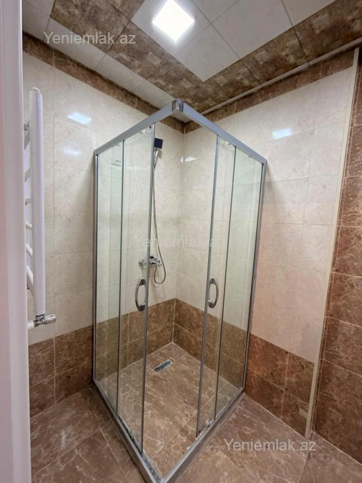 Satılır 2 otaqlı yeni tikili 61 m²