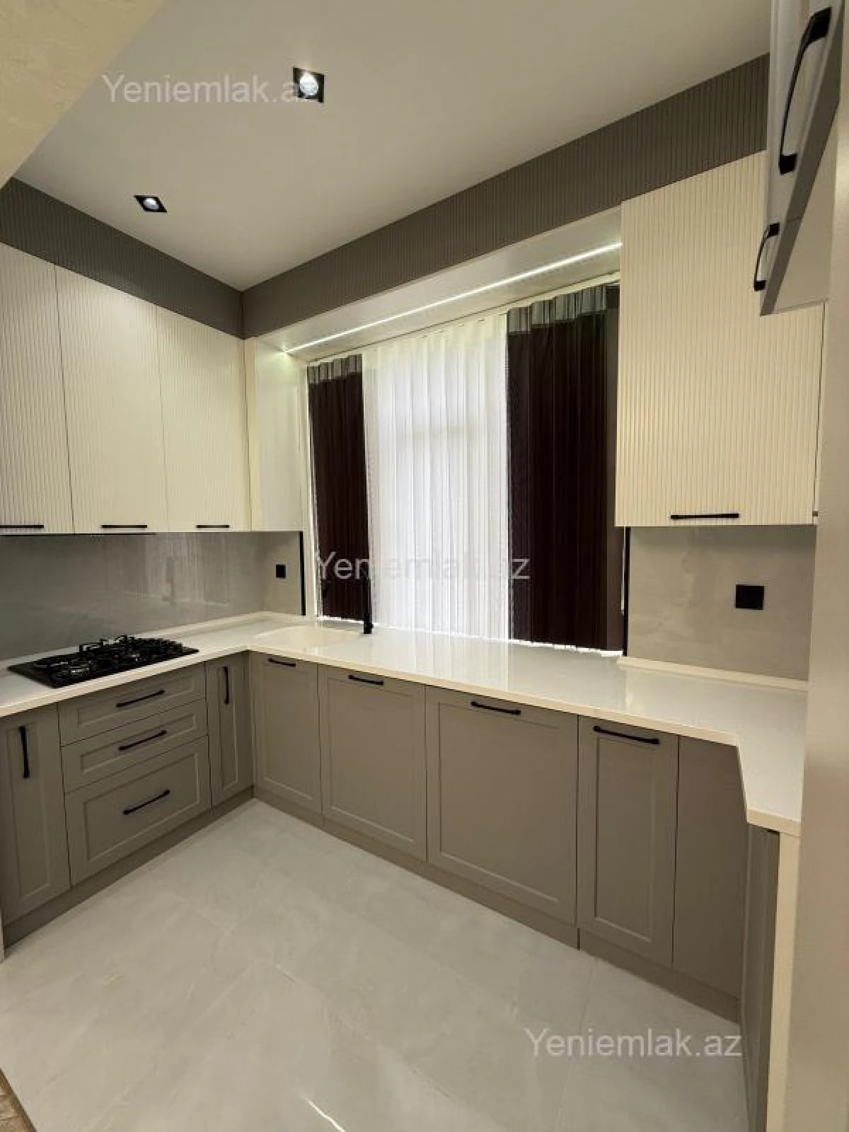 Satılır 3 otaqlı yeni tikili 88 m²