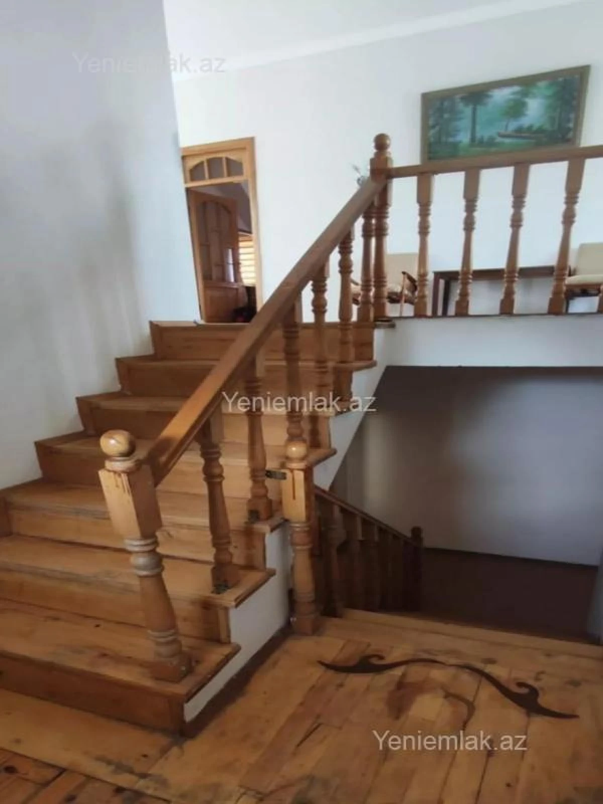 Satılır 6 otaqlı həyət evi 197 m²