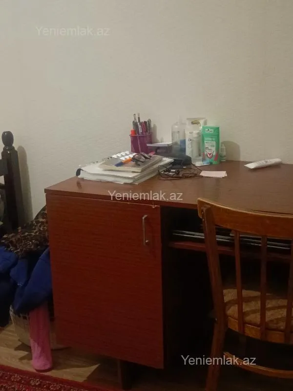 Satılır 2 otaqlı köhnə tikili 45 m²