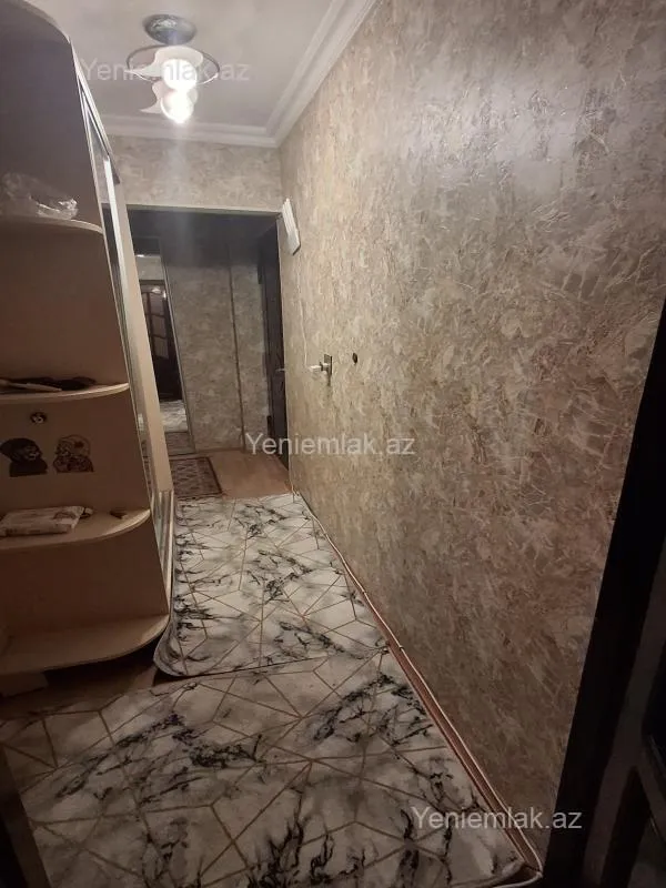 Satılır 2 otaqlı köhnə tikili 55 m²
