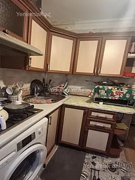 Satılır 2 otaqlı köhnə tikili 55 m²