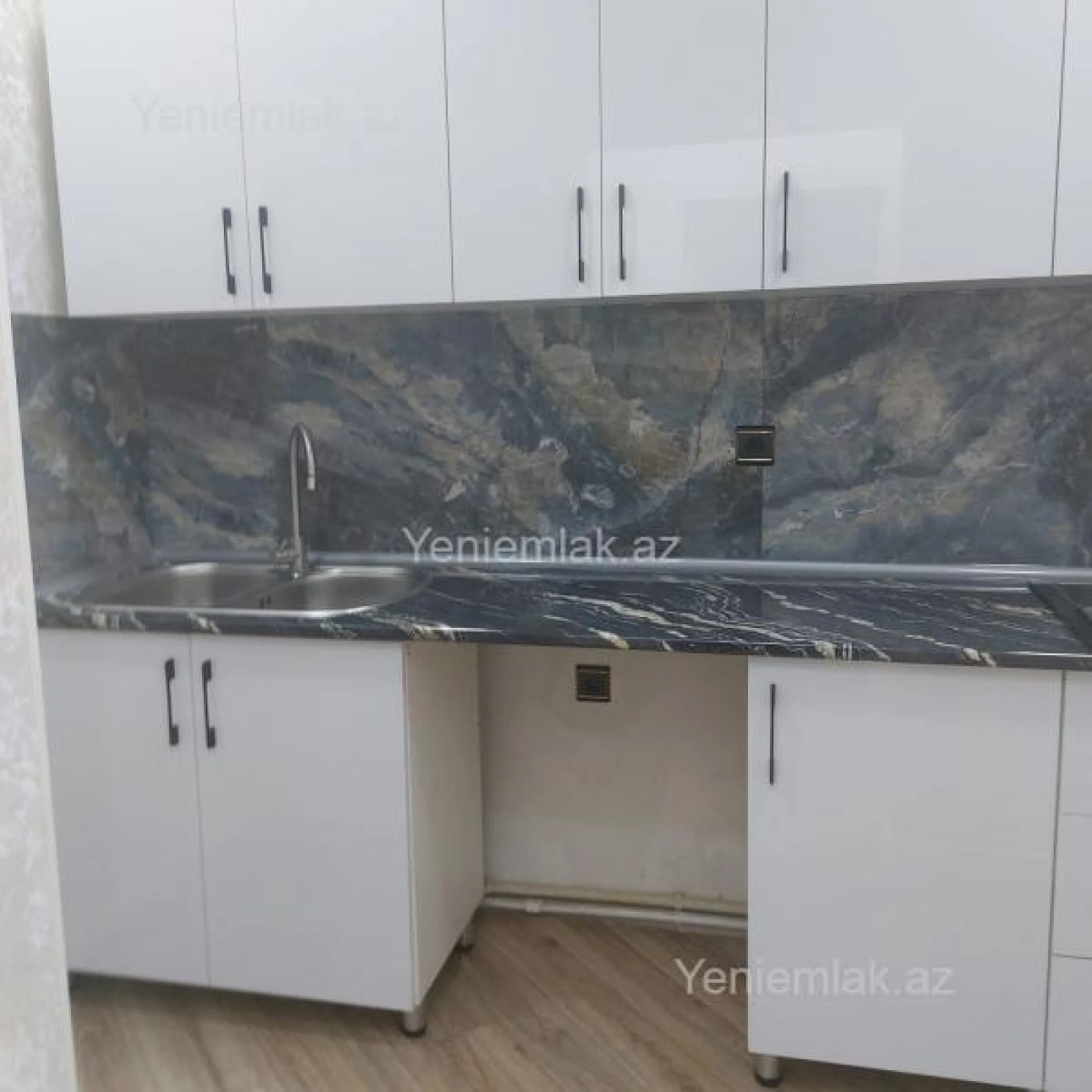 Satılır 2 otaqlı yeni tikili 58 m²