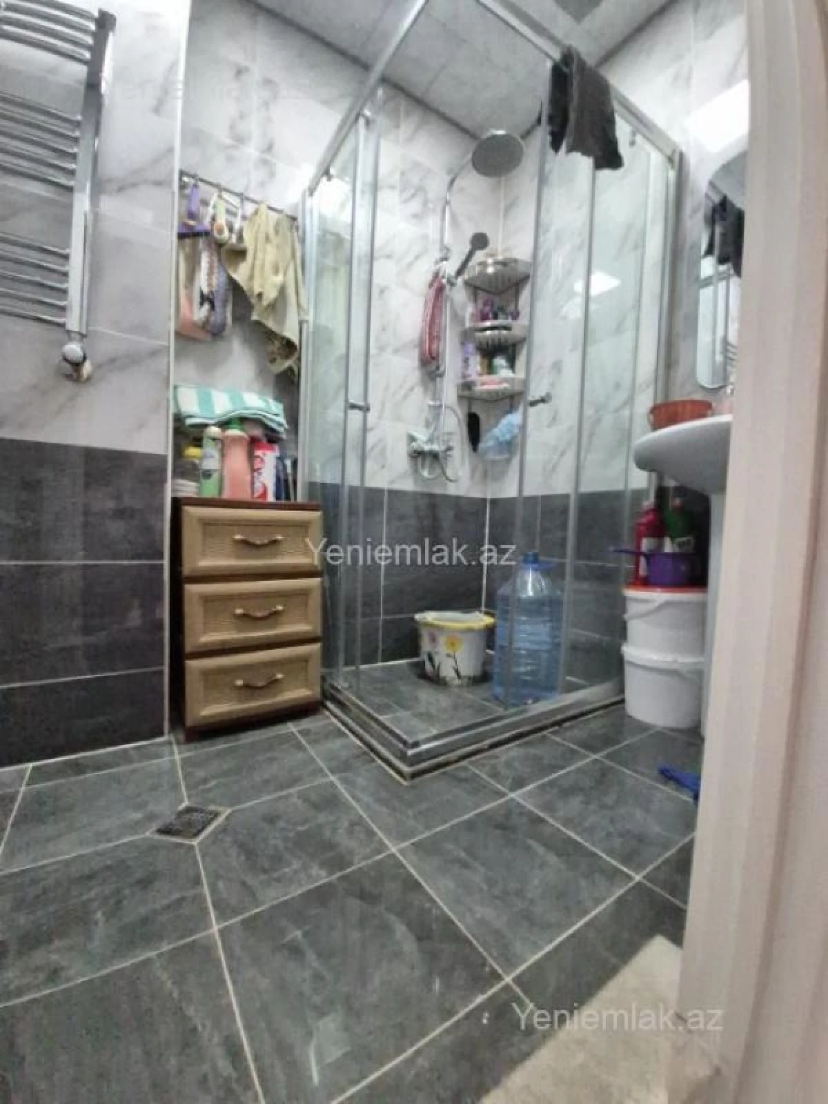 Satılır 3 otaqlı yeni tikili 75 m²