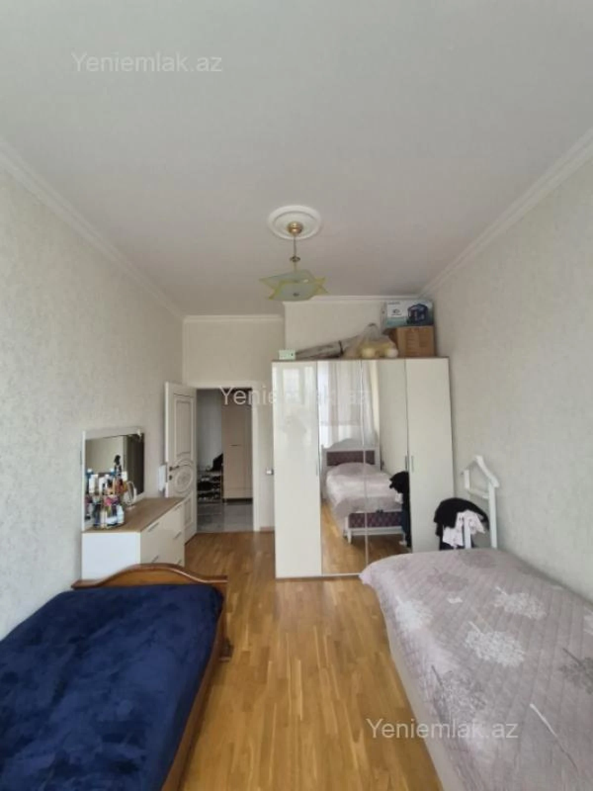 Satılır 3 otaqlı yeni tikili 75 m²