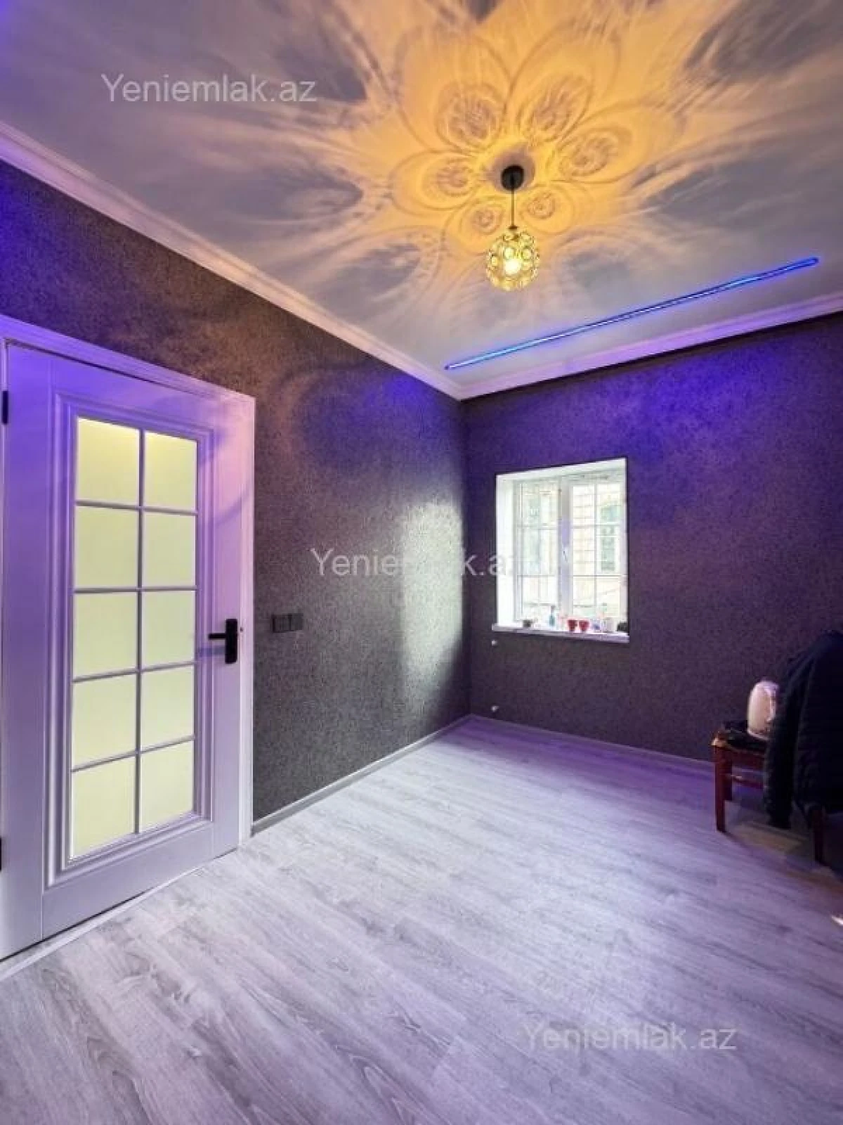 Satılır 2 otaqlı köhnə tikili 32 m²