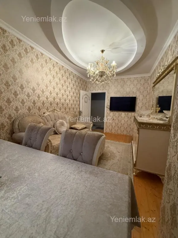 Satılır 3 otaqlı yeni tikili 85 m²