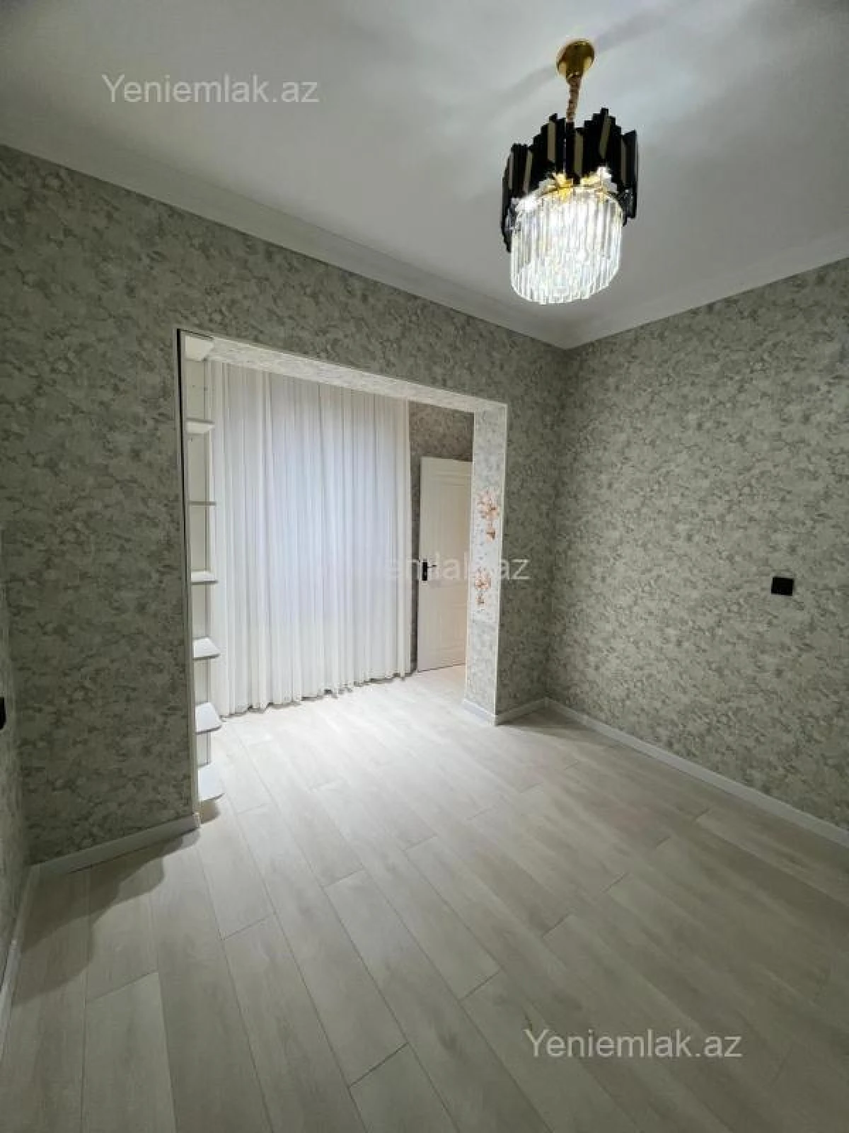 Satılır 3 otaqlı köhnə tikili 70 m²