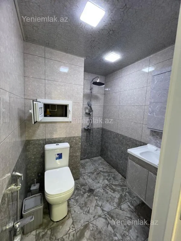 Satılır 3 otaqlı köhnə tikili 70 m²