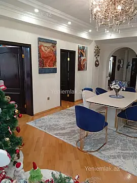 Satılır 3 otaqlı yeni tikili 130 m²