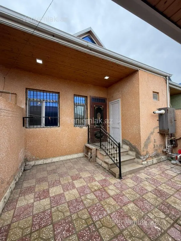 Satılır 2 otaqlı həyət evi 50 m²