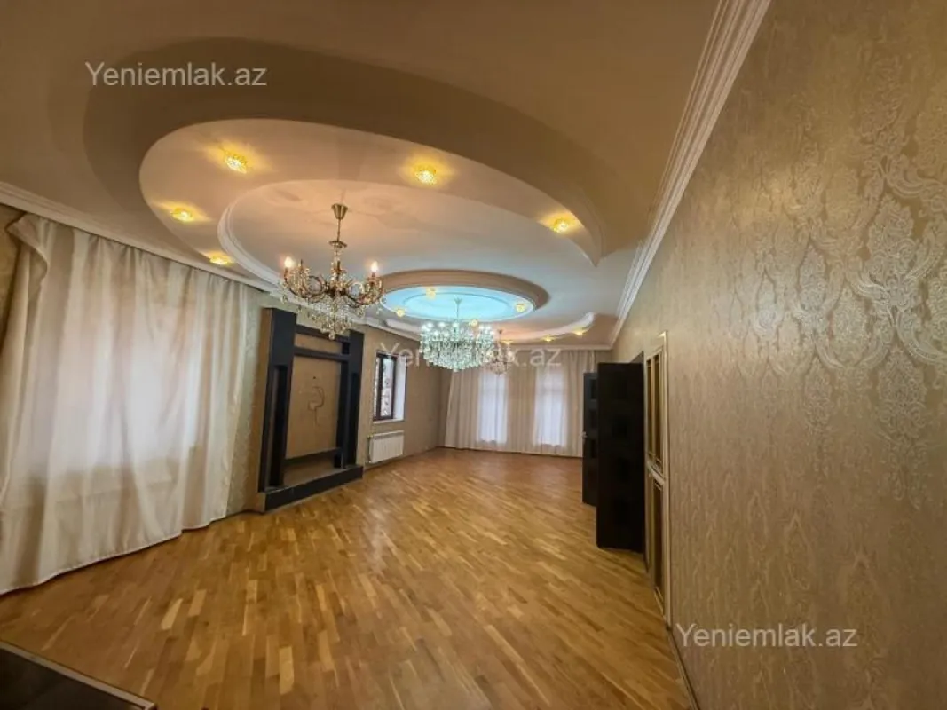 Satılır 9 otaqlı həyət evi 450 m²