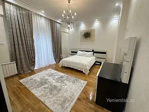 Satılır 4 otaqlı yeni tikili 220 m²