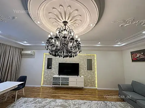 Satılır 4 otaqlı yeni tikili 220 m²