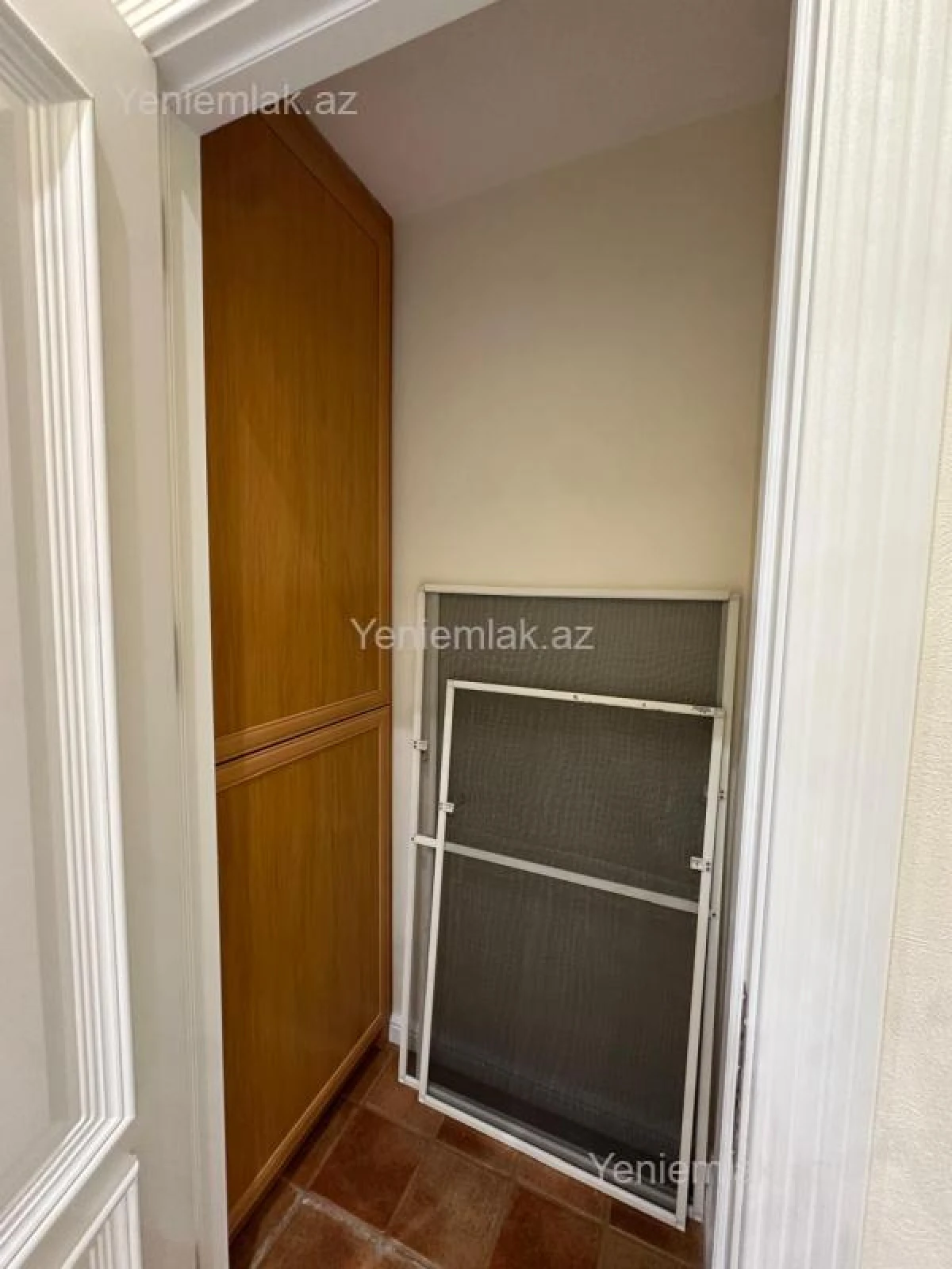 Satılır 4 otaqlı yeni tikili 220 m²