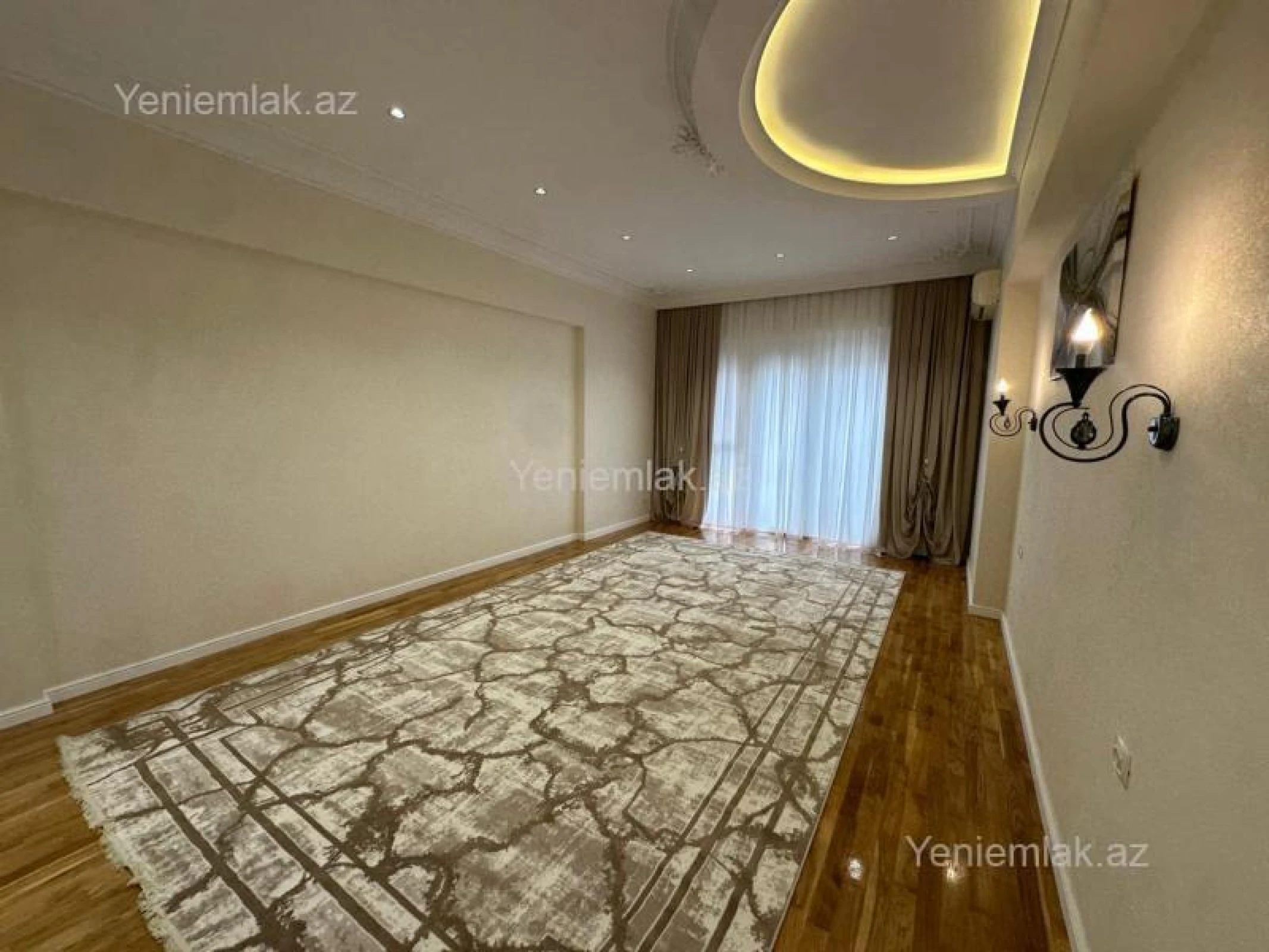 Satılır 4 otaqlı yeni tikili 220 m²