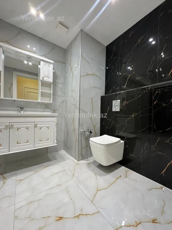 Satılır 4 otaqlı yeni tikili 220 m²