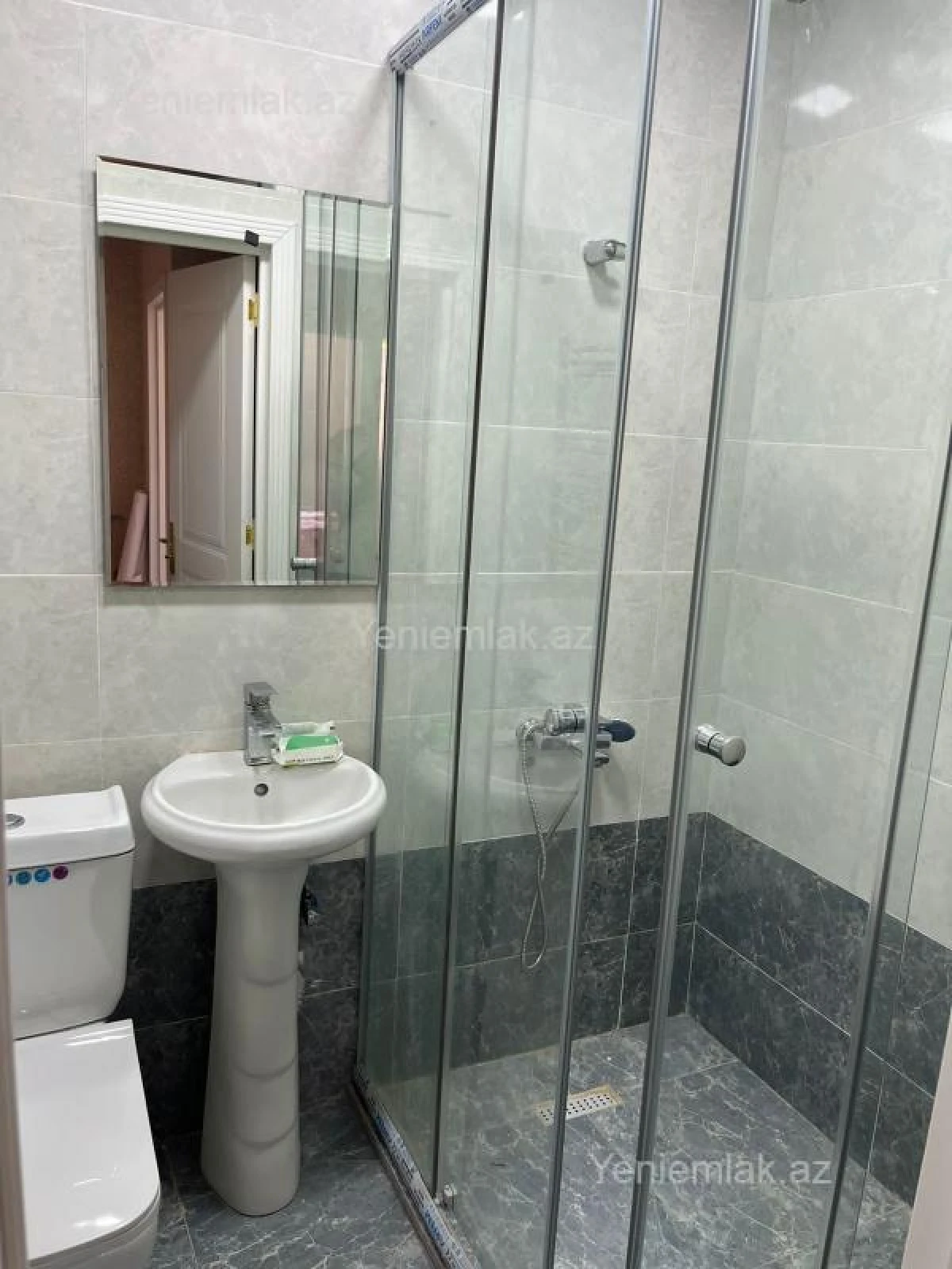 Satılır 3 otaqlı yeni tikili 106 m²