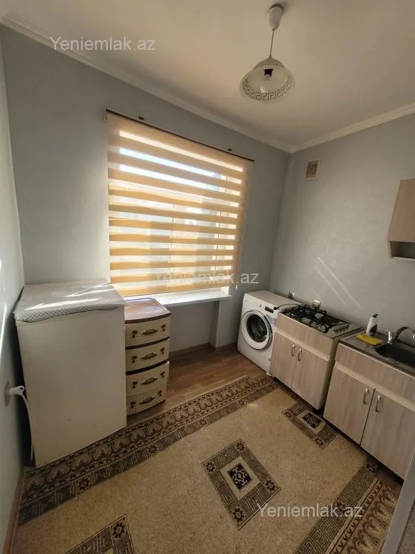 Satılır 1 otaqlı köhnə tikili 35 m²