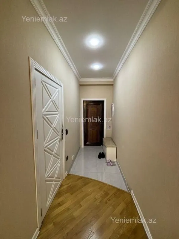 Satılır 3 otaqlı yeni tikili 117 m²