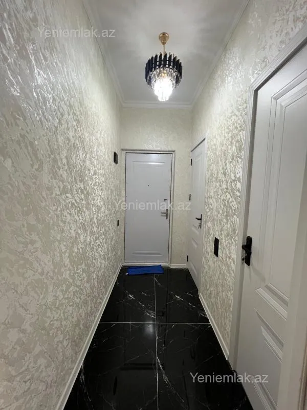 Satılır 2 otaqlı köhnə tikili 45 m²