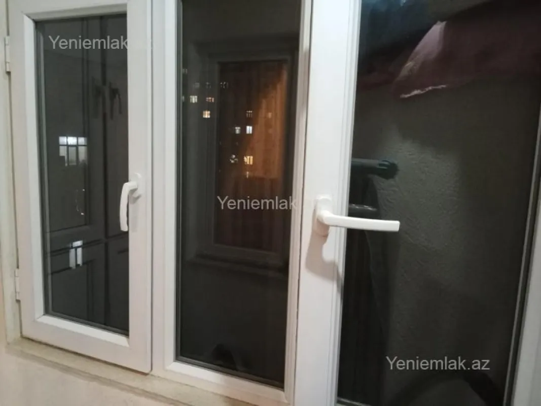 Satılır 3 otaqlı köhnə tikili 75 m²