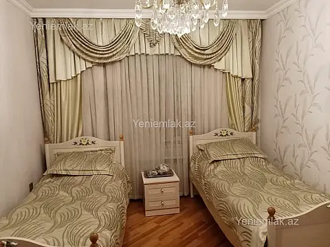 Satılır 3 otaqlı köhnə tikili 75 m²